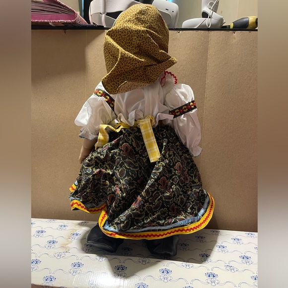 Grannyworld Bubbe Granny Doll  21" - Picture 5 of 5